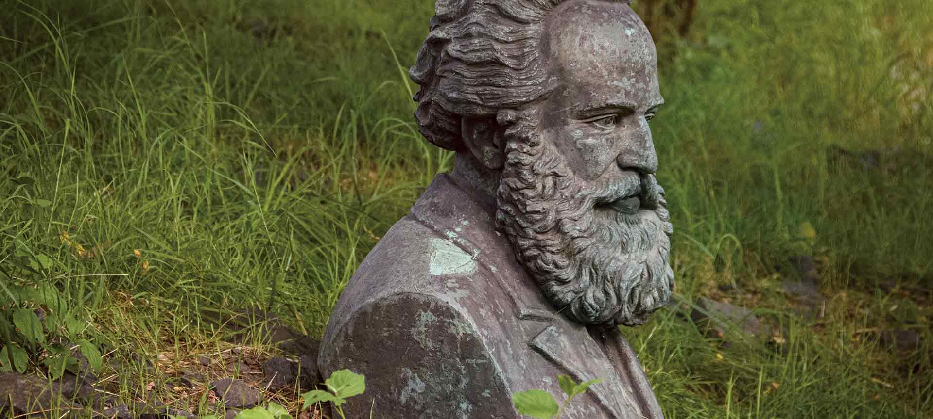Mitos y Realidades: Karl Marx